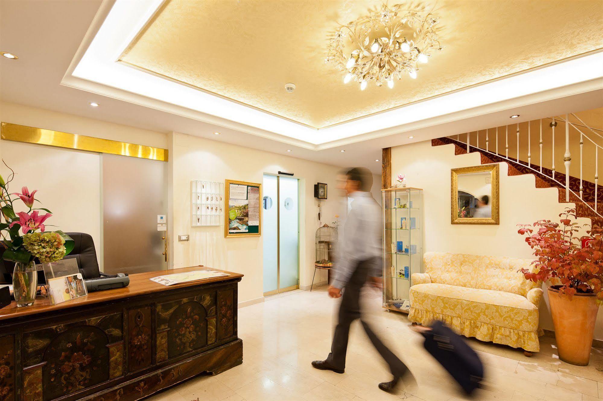 Hotel Aster Merano Exterior photo