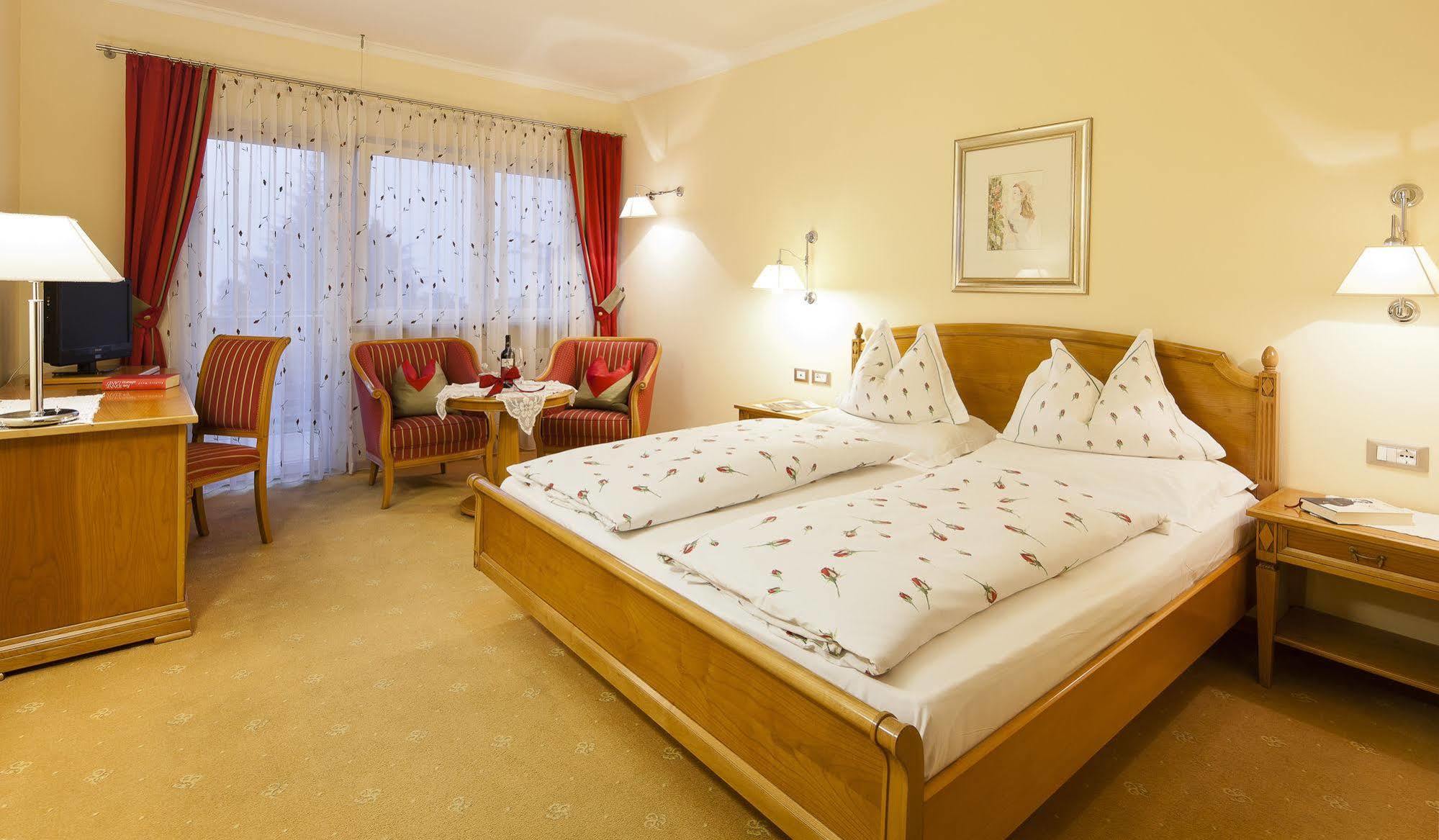 Hotel Aster Merano Exterior photo